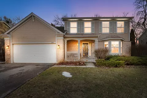 1310 Mayfair Ln, Grayslake, IL 60030