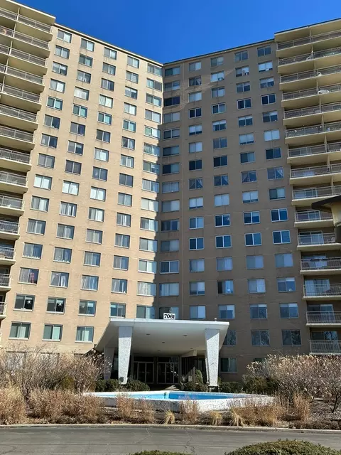 7061 N Kedzie Ave #115, Chicago, IL 60645