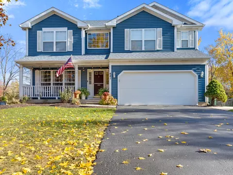 441 Bald Eagle Ct, Grayslake, IL 60030