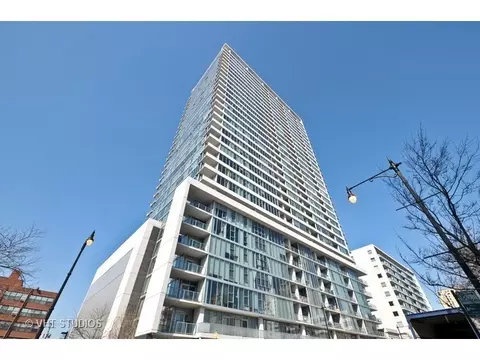 1720 S Michigan Ave #208, Chicago, IL 60616