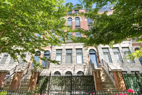 362 W Huron St #B, Chicago, IL 60654