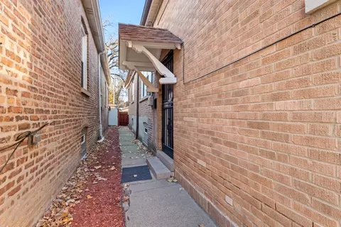 Entry Way - 602 E 88th Pl, Chicago, IL 60619 photo 2 of 2
