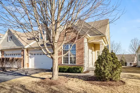 1787 Glenwood Cir #A, Sugar Grove, IL 60554