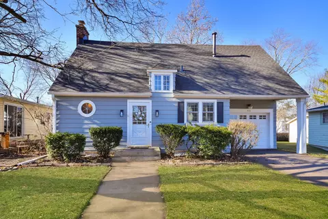 513 S 13th Ave, Saint Charles, IL 60174