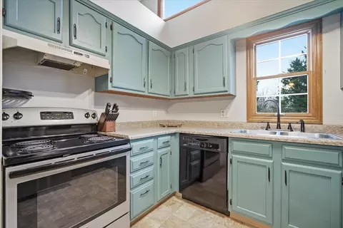 Kitchen - 303 Jo Ann Ct, Normal, IL 61761 photo 2 of 2