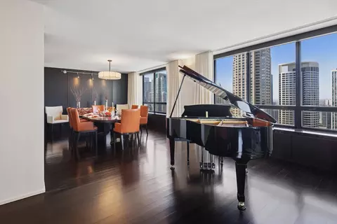 Dining - 180 E Pearson St #3401, Chicago, IL 60611 photo 1 of 4