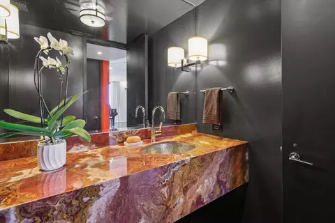 Bath - 180 E Pearson St #3401, Chicago, IL 60611 photo 1 of 4