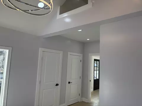 Entry Way - Undisclosed, Bloomington, IL 61701 photo 3 of 3