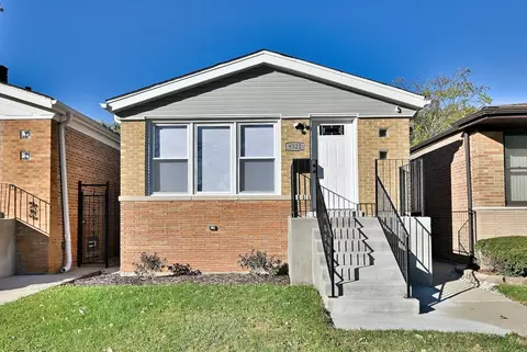 9322 S Euclid Ave, Chicago, IL 60617