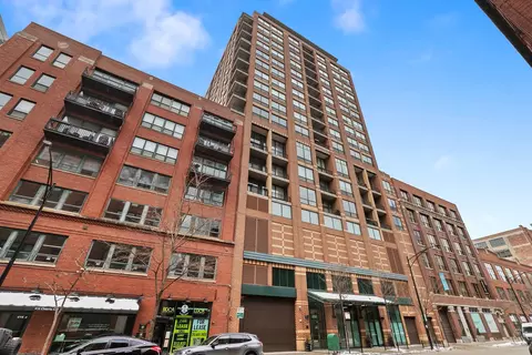 400 W Ontario St #801, Chicago, IL 60654