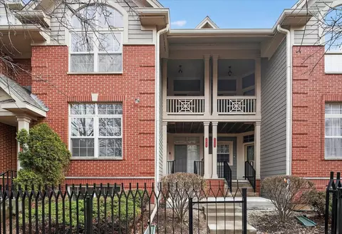 8461 Callie Ave, Morton Grove, IL 60053
