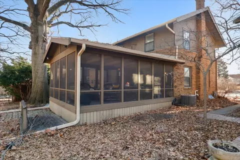 Exterior - 14 Broadway Pl, Normal, IL 61761 photo 3 of 10