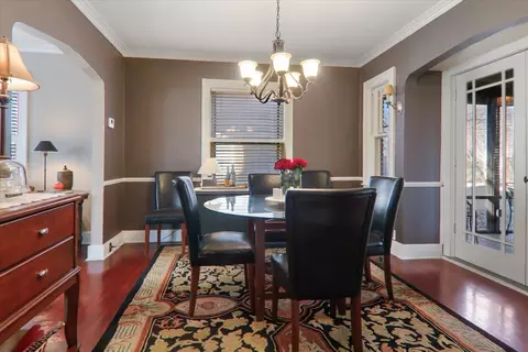 Dining - 14 Broadway Pl, Normal, IL 61761 photo 3 of 3