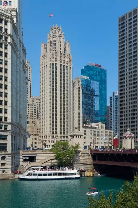 435 N Michigan Ave #2203, Chicago, IL 60611