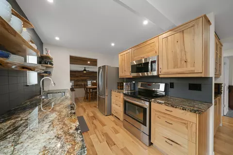 Kitchen - 193 Chicago Rd, Paw Paw, IL 61353 photo 4 of 5