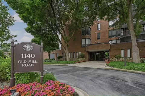 1140 Old Mill Rd #304F, Hinsdale, IL 60521