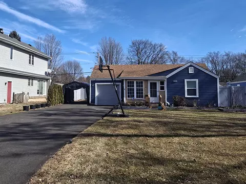 207 Second St, Elgin, IL 60123 photo 1