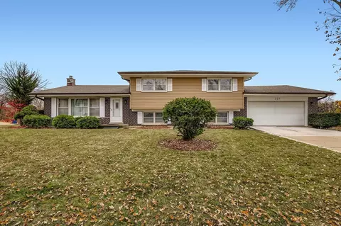 517 E Weathersfield Way, Schaumburg, IL 60193