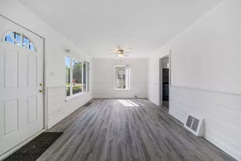 Living - 16876 Head Ave, Hazel Crest, IL 60429 photo 1 of 2