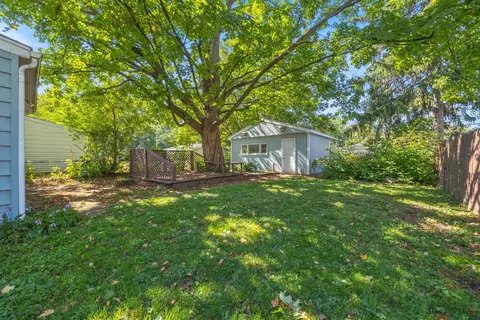 Exterior - 16876 Head Ave, Hazel Crest, IL 60429 photo 3 of 5