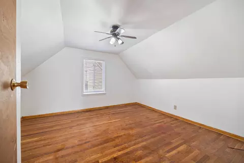 Bedroom - 16876 Head Ave, Hazel Crest, IL 60429 photo 2 of 4