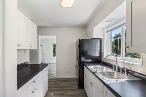 Kitchen - 16876 Head Ave, Hazel Crest, IL 60429 photo 2 of 2