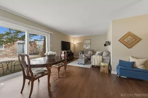 Other - 1601 Castbourne Ct, Wheaton, IL 60189 photo 1 of 7