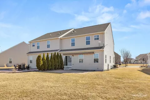 Exterior - 980 Sears Cir, Elburn, IL 60119 photo 6 of 6