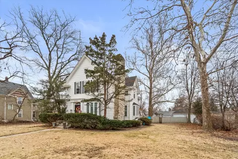 Exterior - 343 Evans Ave, Aurora, IL 60505 photo 2 of 13