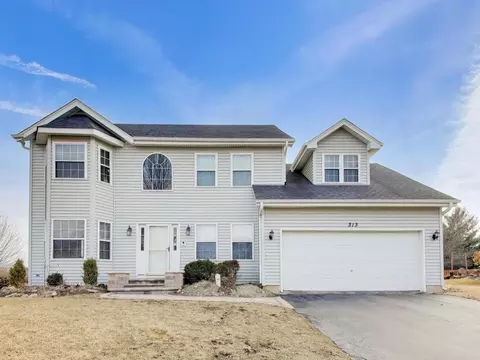 313 Fox Bend Cir, Bolingbrook, IL 60440
