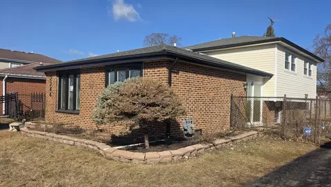 2244 W 157th Pl, Markham, IL 60426