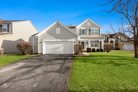 2504 Concord Ct, Montgomery, IL 60538