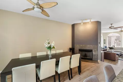 Dining - 326 E 18th St, Chicago, IL 60616 photo 1 of 1