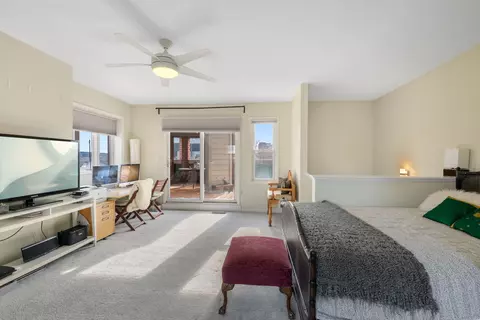Bedroom - 326 E 18th St, Chicago, IL 60616 photo 5 of 5