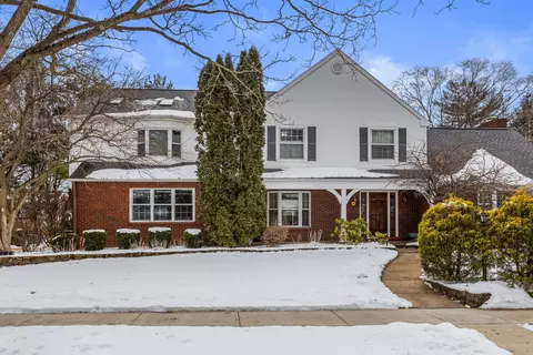 809 Ayrshire Dr, Champaign, IL 61820