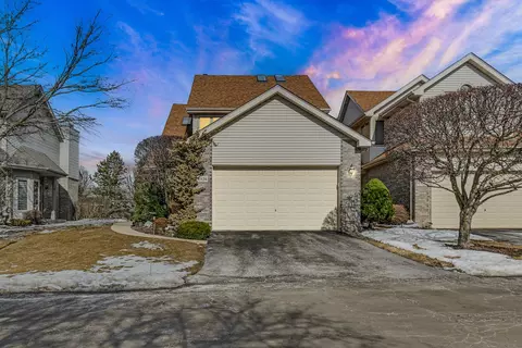6936 Lexington Ct, Tinley Park, IL 60477
