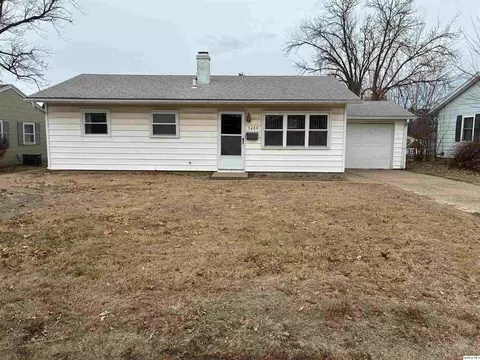 3409 Lawrence Rd, Quincy, IL 62301