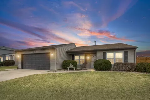 20151 S Rosewood Dr, Frankfort, IL 60423