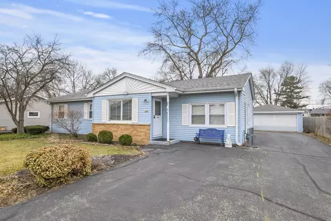 326 Old Hickory Rd, New Lenox, IL 60451