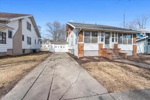 404 E Ash St, Fairbury, IL 61739