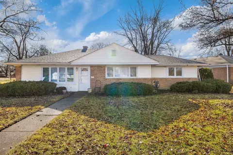 287 Mohawk St, Park Forest, IL 60466
