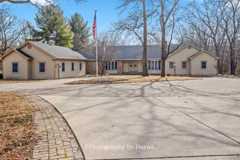2190 W 3100 N Rd, Bourbonnais, IL 60914