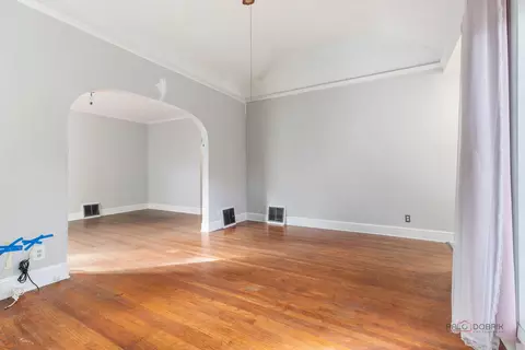 Living - 117 E Washington Ave, Lake Bluff, IL 60044 photo 4 of 6