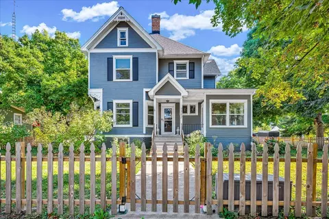 302 N Minier Ave, Minier, IL 61759