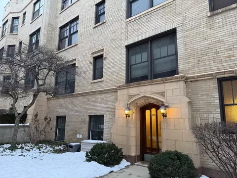 Undisclosed, Evanston, IL 60202