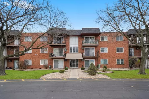11245 S Harlem Ave #A12, Worth, IL 60482