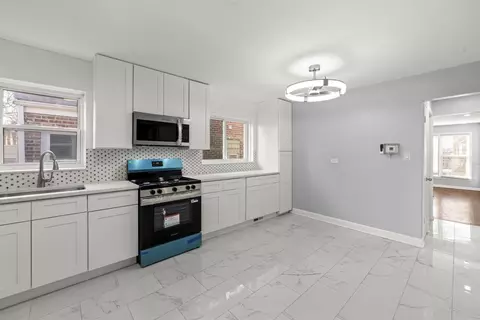Kitchen - 4635 S Keating Ave, Chicago, IL 60632 photo 1 of 2
