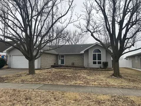 2317 Hess Dr, Crest Hill, IL 60403