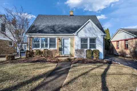 634 N Dryden Ave, Arlington Heights, IL 60004