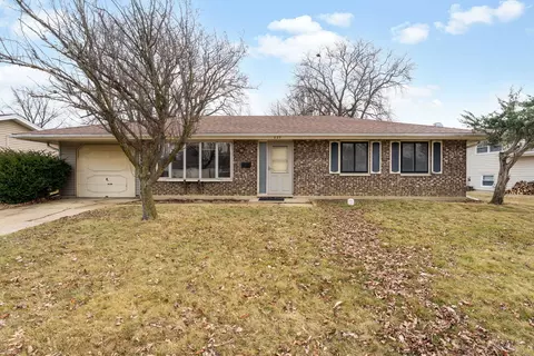 829 Sienna Dr, Schaumburg, IL 60193